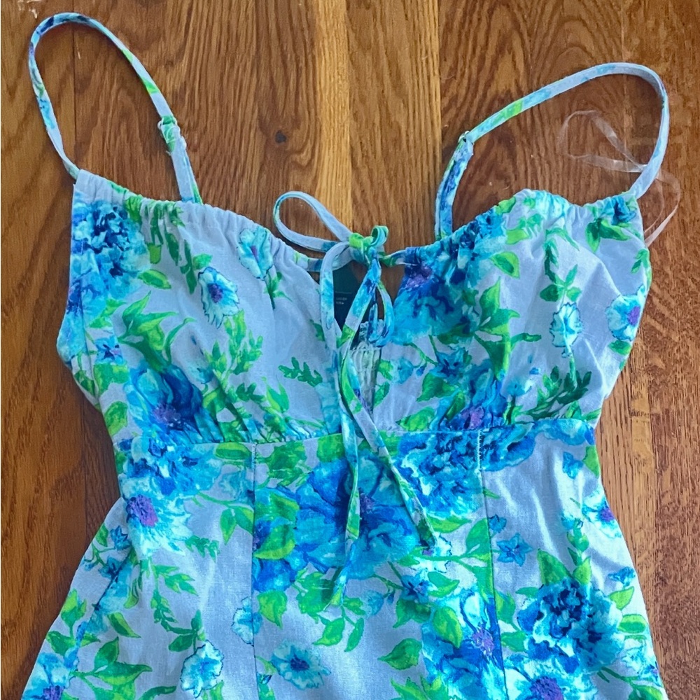 NWT Wild Fable Blue and Green Flowered Sundress! Adjustable straps/100% Linen